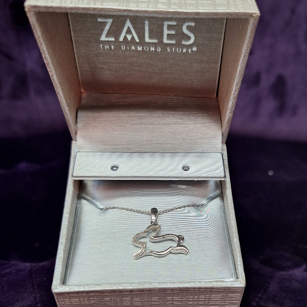 Zales Silver Necklace Elegant Jewelry